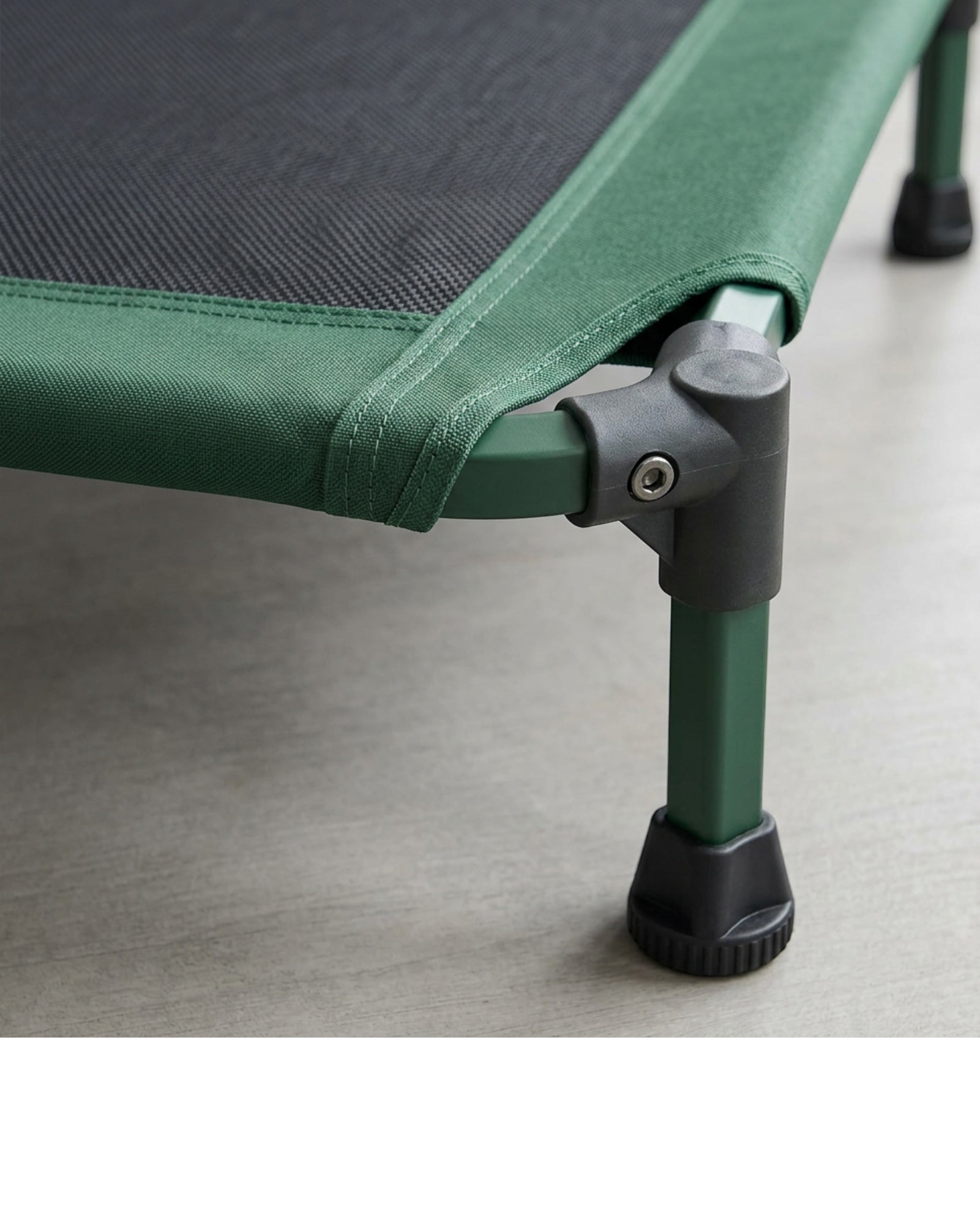 Yfbkn Large Aluminum Frame Mesh Dog Cot Forest Green 44 Inch - Detail view
